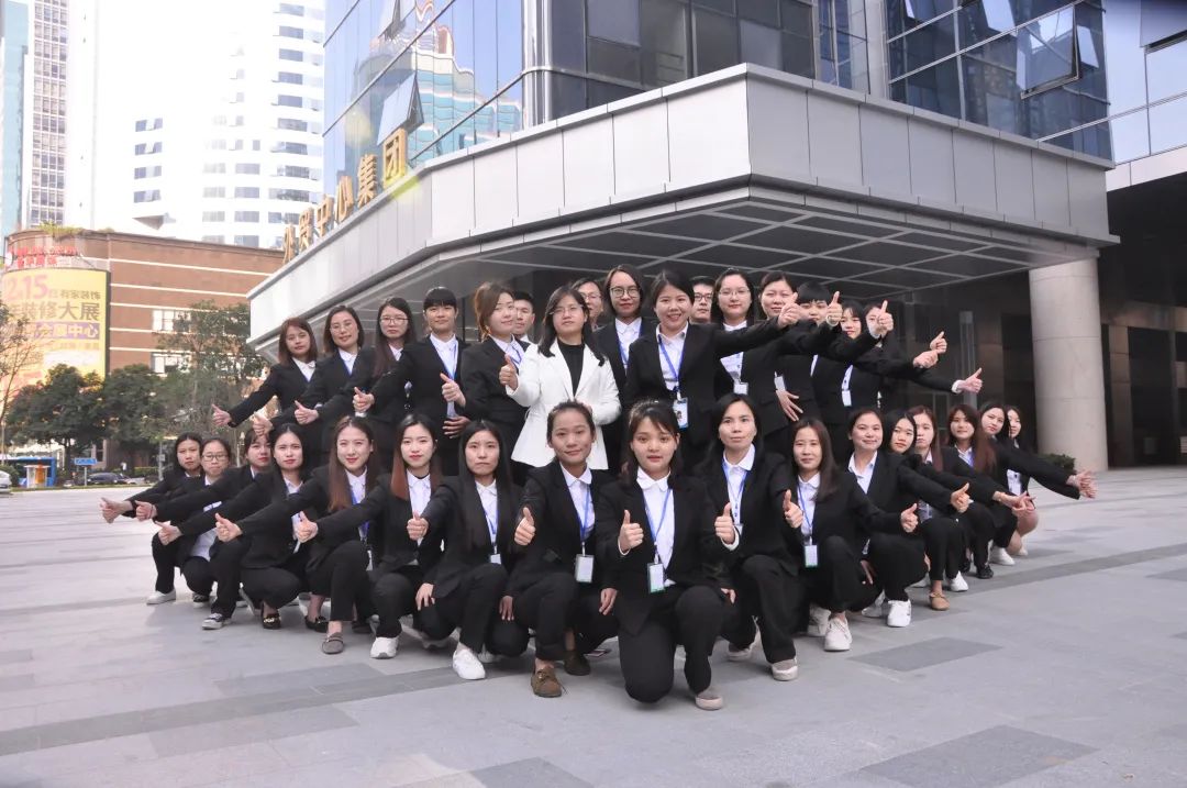 馬來西亞華僑銀行高層到訪卓信企業(yè)，帶來開戶新資訊!