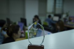 阿布扎比公司年審全指南：流程、核心價(jià)值全解析